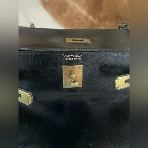 HERMES | Vintage 1966 Bonwit Teller Kelly 32 Black Box Calf Leather Bag - Picture 12 of 16
